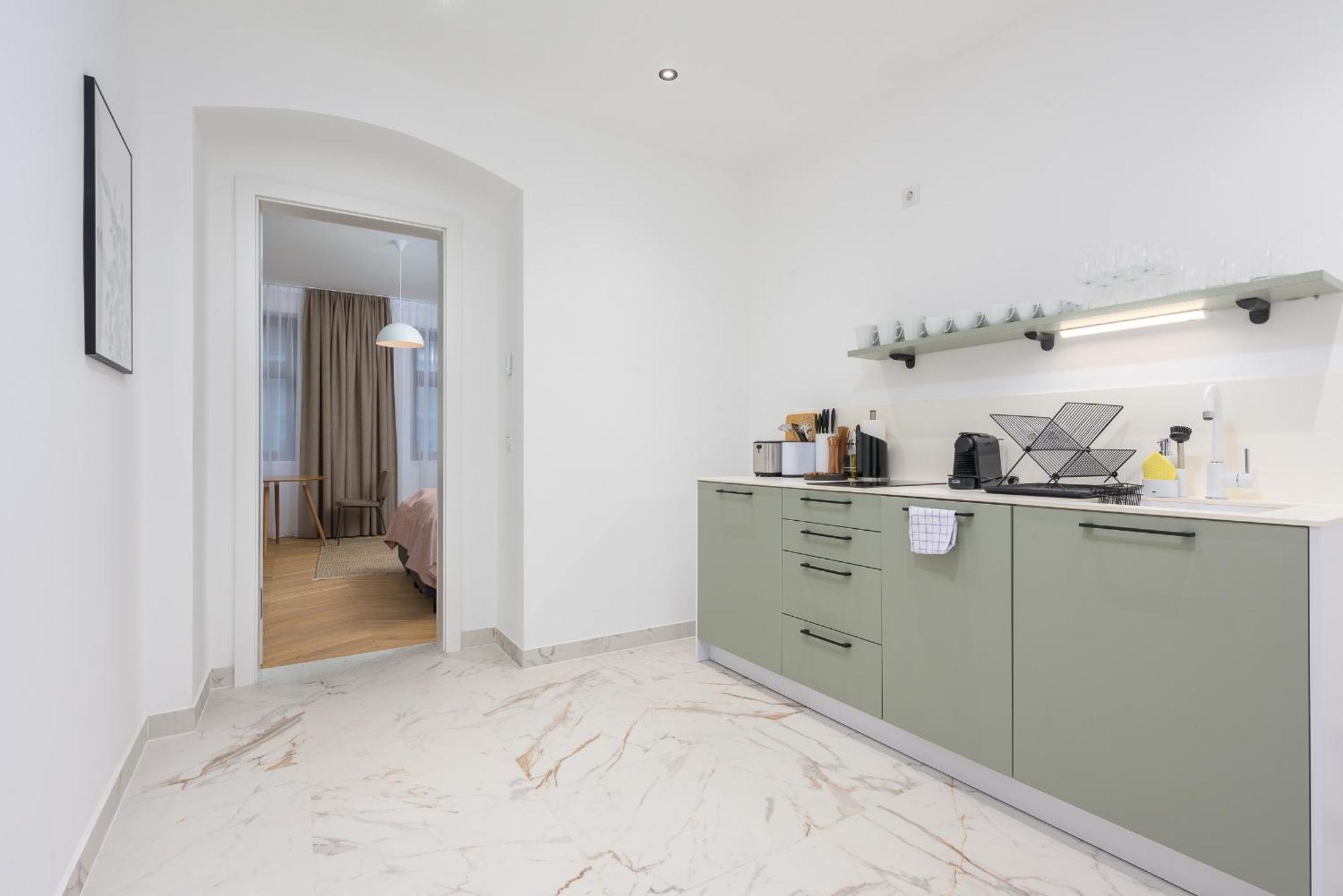 Limehome Karajangasse Apartment