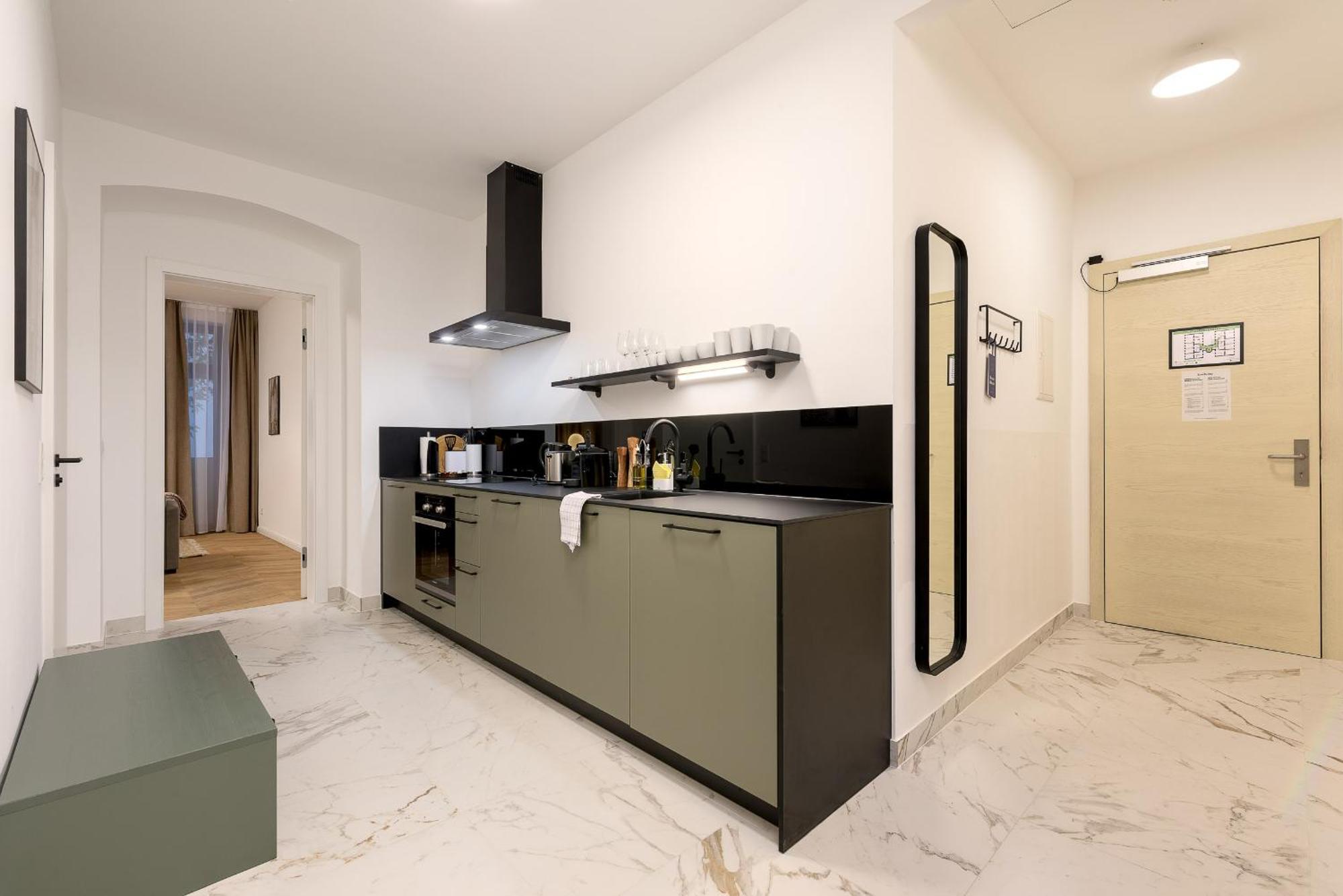 Apartment Limehome Karajangasse Vienna