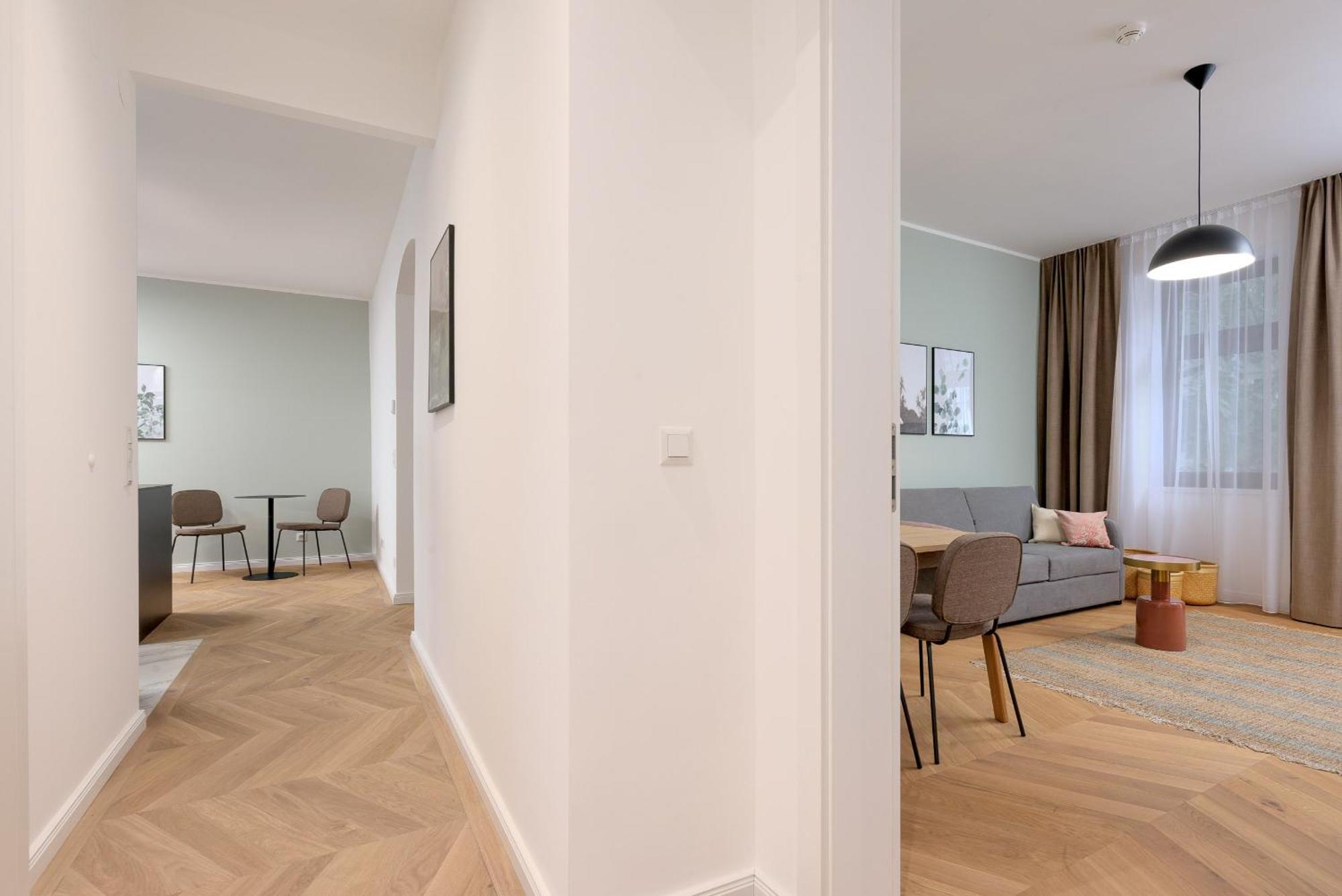 Limehome Karajangasse Apartment *